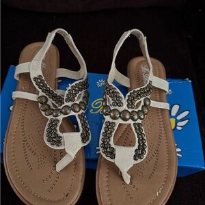 De Blossom Collection White Beaded T-Strap Slingback Sandals